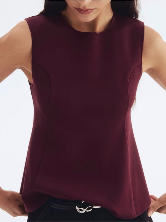 H&M Tops - H&M Interlock Sleeveless Peplum Top in Deep Wine